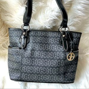 Giani Bernini   Block Signature Top Zip Closure Tote Handbag - Black/Gray